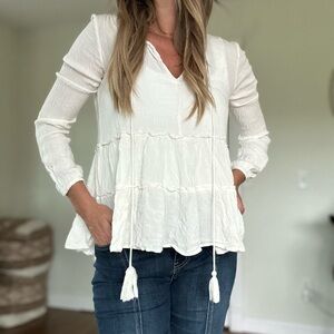 Kensie Cream Peasant Blouse